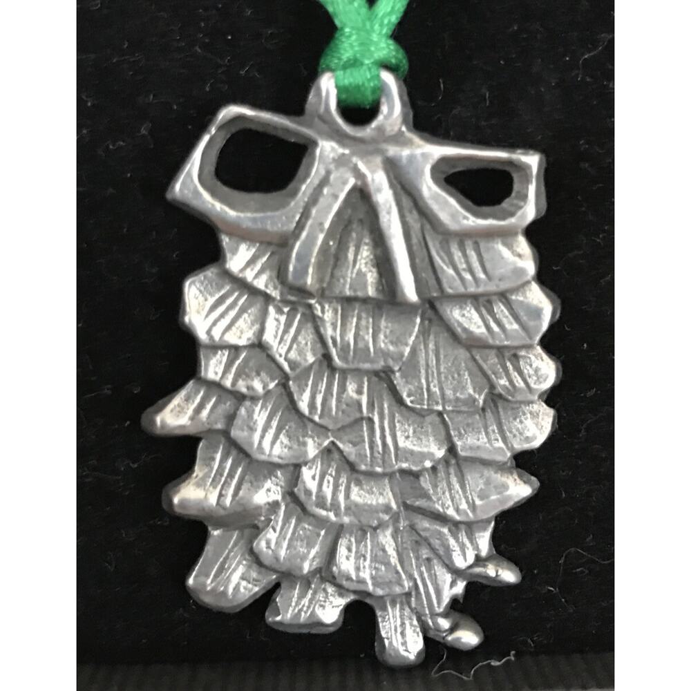 Irish Mullingar Pewter Pine Cone Bow Holiday Christmas Ornament Ireland
